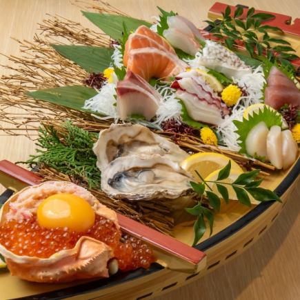 ●Limited to one group per day●Old man's fishing boat - 10 kinds of deluxe boat platter 3,580 yen