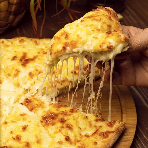Limited to 3 groups per day [2 hours all-you-can-eat and drink included] All-you-can-eat course with 4 or more kinds of cheese naan and fried chicken for 3,480 yen