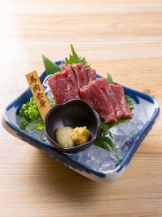 [Horse] Red meat sashimi
