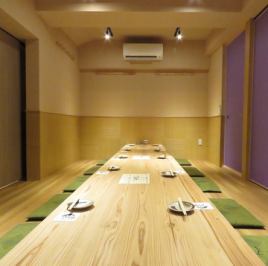 For large banquets, go to [Private Room Izakaya Shoemon], which can be reserved for up to 60 people !!! We have a full range of courses and rooms where you can spend a relaxing time.We also have rooms to suit various occasions, so please use them! [Kurashiki / Izakaya / Private room / Banquet / All-you-can-drink / Sake / Fish / Meat / Complete private room / Company banquet / Women's party / Birthday Meeting]