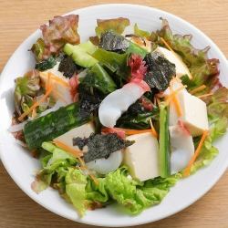 タコとたたき胡瓜の豆富サラダ