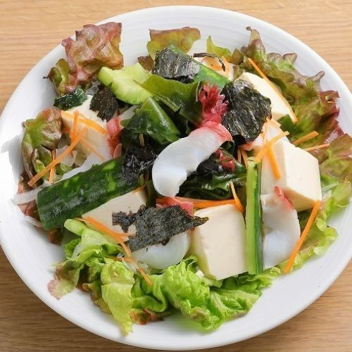 タコとたたき胡瓜の豆富サラダ