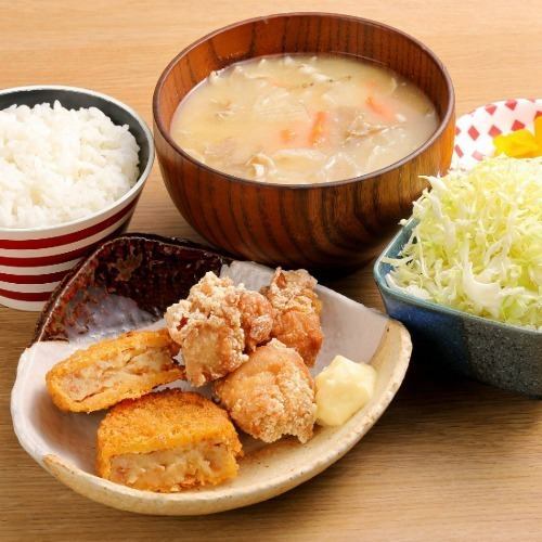 【大人気！】鶏からコロッケランチ