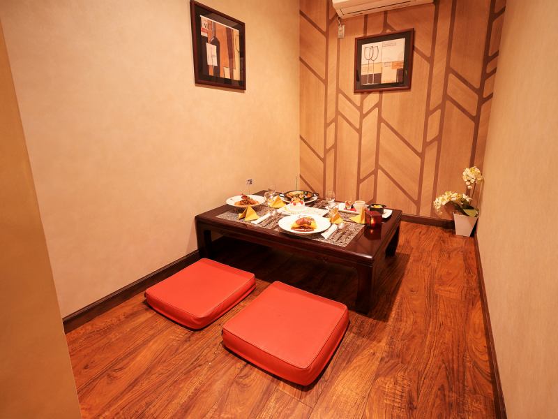 [Private private room] We offer a private room where you can spend time alone.A little luxury in your everyday life.You can enjoy a relaxing meal in a private and sophisticated space.Accommodates up to 4 people