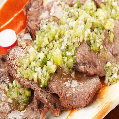 No. 1 popularity! Seared Hokkaido beef tongue with green onion salt sauce 780 (tax excluded)