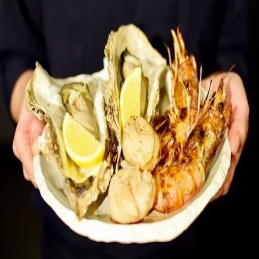 [Extra large oysters, shrimp, scallops] Enjoy both meat and seafood♪ 43 types in total, 120 minutes [all-you-can-eat] & [all-you-can-drink] Regular price 7,990 yen → 6,990 yen