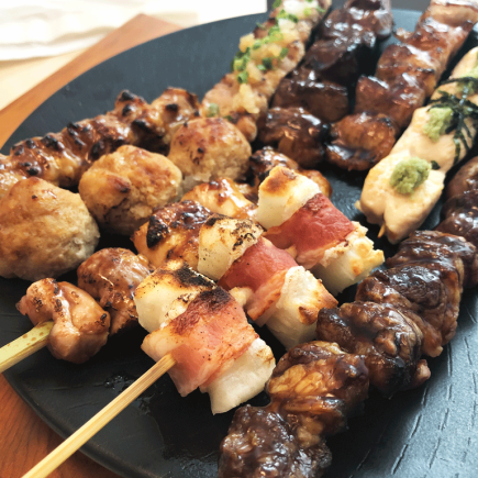 Course with chicken meatballs and gyoza hotpot [120 minutes all-you-can-drink!]