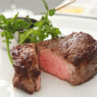 【ランチ】牛フィレ肉とオマール海老のWメイン スペシャリテランチコース 全5品 5500円