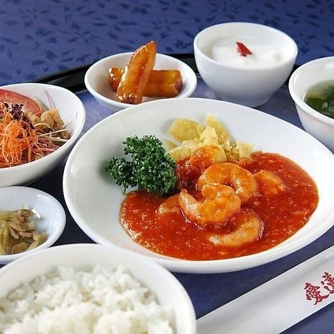 평일의 매일 점심 ♪