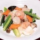 海鮮三種と季節野菜の炒め物