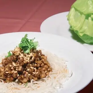 ミンチのレタス包み（レタス3枚）