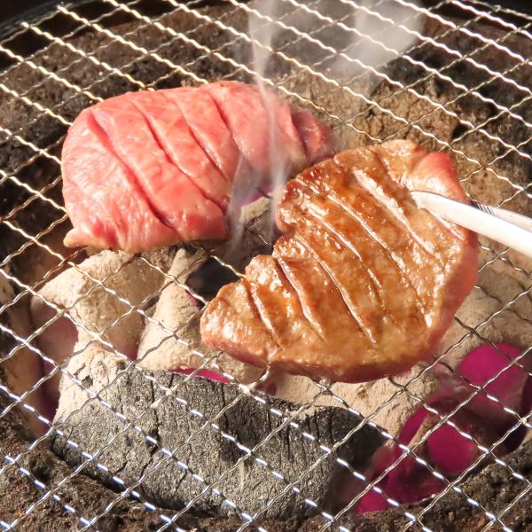 鹿児島県産の黒毛和牛をご提供しております♪