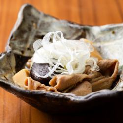 肉屋のまかないもつ煮込み