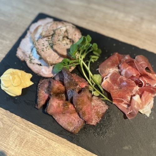 [Recommended] Assorted charcuterie