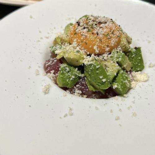 Tuna and avocado with wasabi and soy sauce
