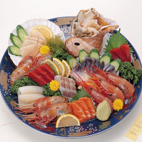 Assorted sashimi for 4-5 people