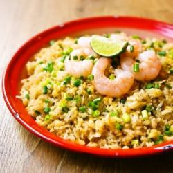 Khao Phagung (Thai-style shrimp fried rice)