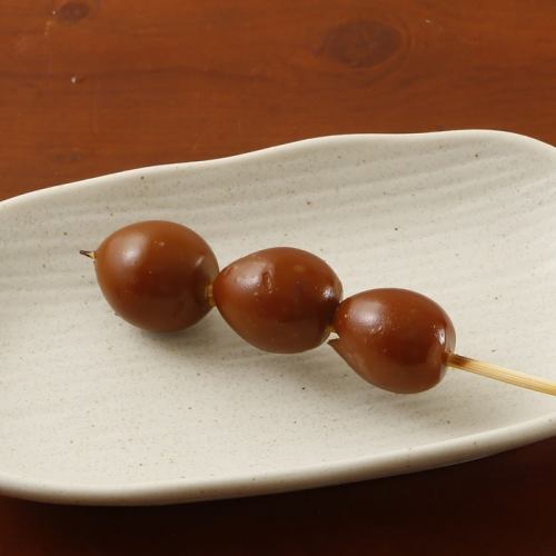 Quail boiled egg skewer (1 skewer)