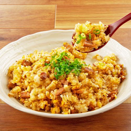 Fried rice with roast pork