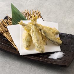 Tempura of young sweetfish
