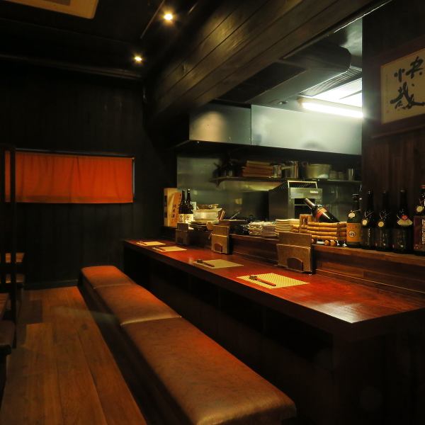 A counter in a calm atmosphere.You can enjoy it even from a single person.Owner and staff are friendly.If you talk about it, you can taste cooking as well as drinks, and the time you spend so fast.