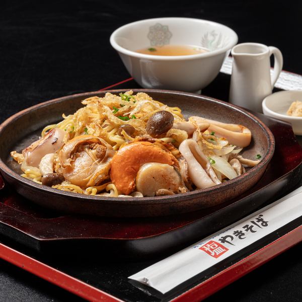 Once you try it, you'll be addicted! [Okhotsk Kitami salt yakisoba] is a popular local gourmet dish.