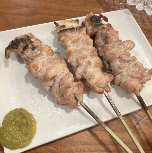【肉汁溢れる】ジューシーな旨味がたまらない大山鶏もも♪