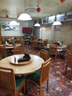 We also have Chinese style round tables available! We have 6 tables that seat 5 people!