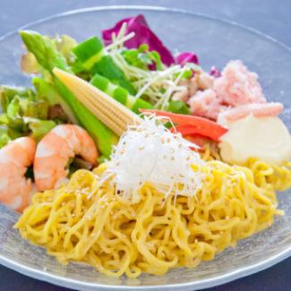 ラーメンサラダ