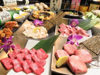 幻影内脏等共计11道菜品和精选的3道菜肴……【休闲套餐】4400日元