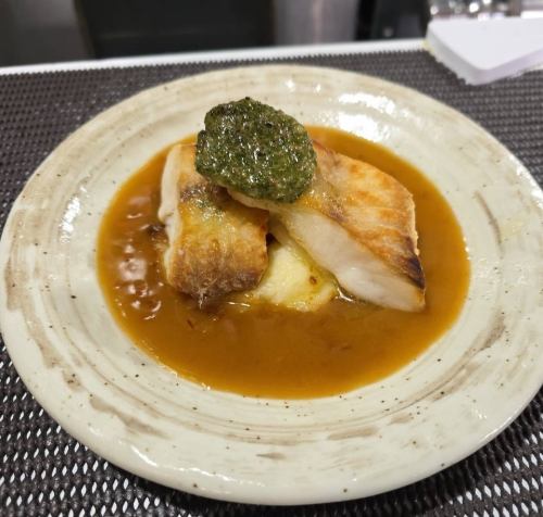 鮮魚のロースト　バターソース