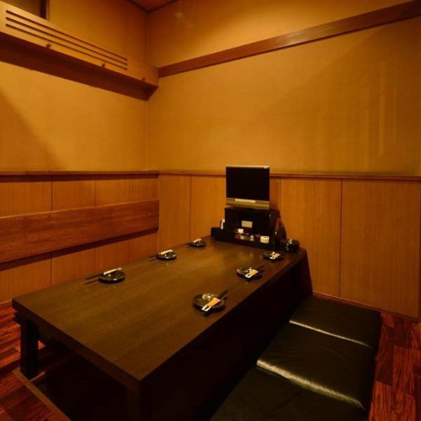 With TV! The digging private room that can be enjoyed by a small number of people is perfect for drinking parties with friends and dinner parties for families ♪