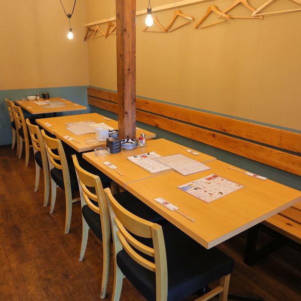 《You can enjoy it slowly ♪》 There are 5 table seats where you can enjoy your meal slowly ♪ You can connect the tables according to the number of people! Please use it in various meal scenes such as ◎ A great banquet course with all-you-can-drink with outstanding cost performance is available from 4000 yen ◎