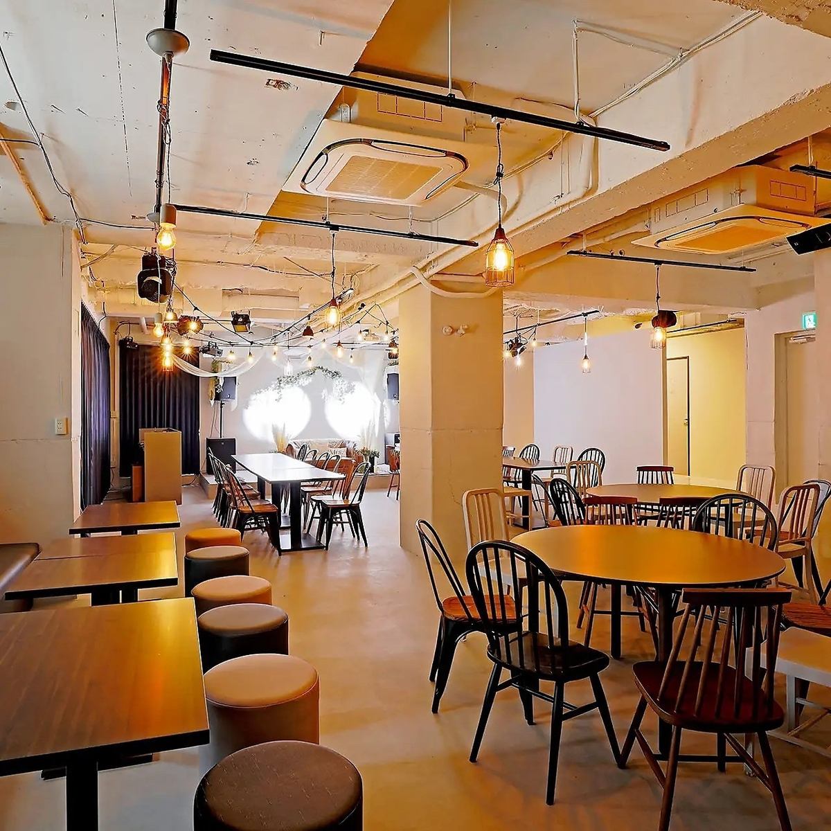 Accommodates up to 150 people! Spacious space for wedding receptions and birthday parties♪