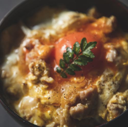 木炭烤雞肉串親子丼