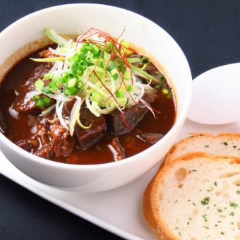 Braised beef tendon ~with 2 baguettes~