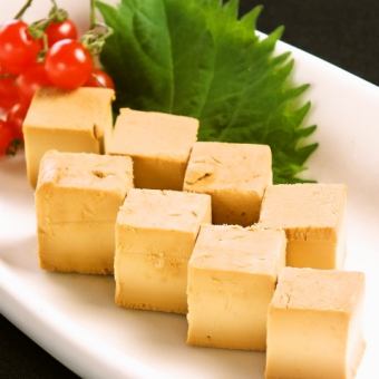 クリームチーズの八丁味噌づけ