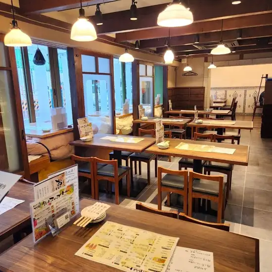 翌朝５時まで営業いたします。２件目、３件目にもピッタリ♪