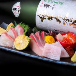 お造り三種盛り合わせ