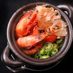 椿泊産足赤海老とトマトの和ヒージョ