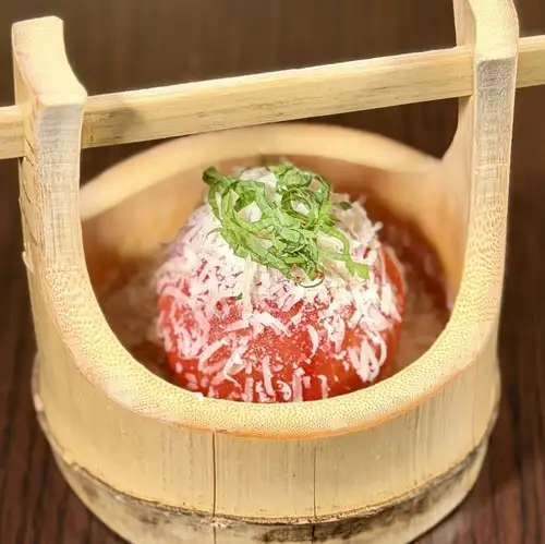 竹筒仕立ての土佐酢トマト