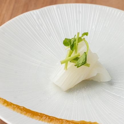 [Lunchtime] Yukimi Course ~Seasonal Fish Course~ 4,400 yen (tax included)