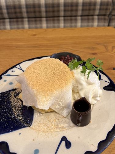 검은 꿀 키나코 모치 팬케이크