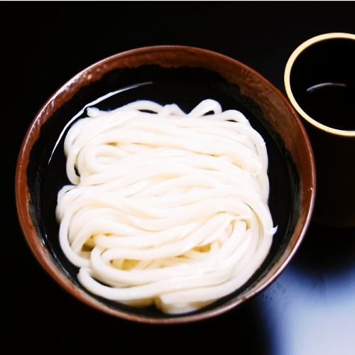 Cold udon noodles