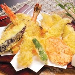 Assorted tempura platter