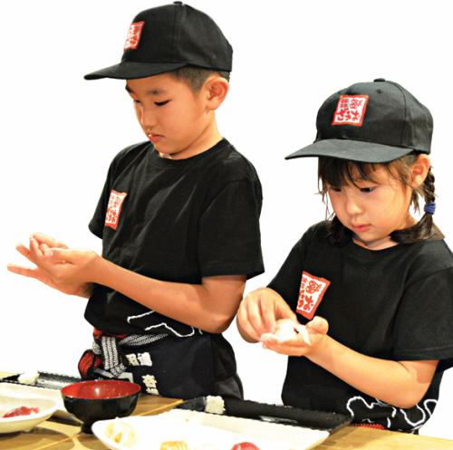 土日祝ランチタイム限定！お子様寿司職人体験教室開催♪