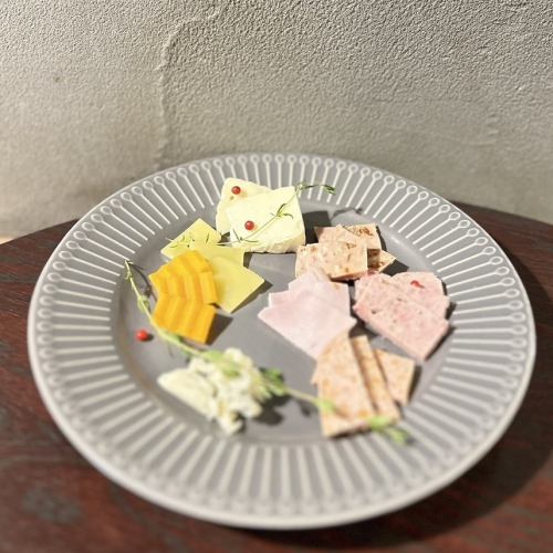 ケーゼとチーズの盛り合わせ