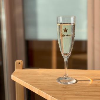 【平日ランチタイム限定！1時間樽詰めスパークリング飲み放題プラン800円！（税込880円）】