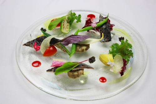 旬魚と彩り野菜のサラダ仕立て