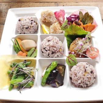 [Takeout] We accept orders from our signature healthy menu♪